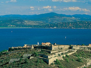 Der Hafen von Santa Liberata